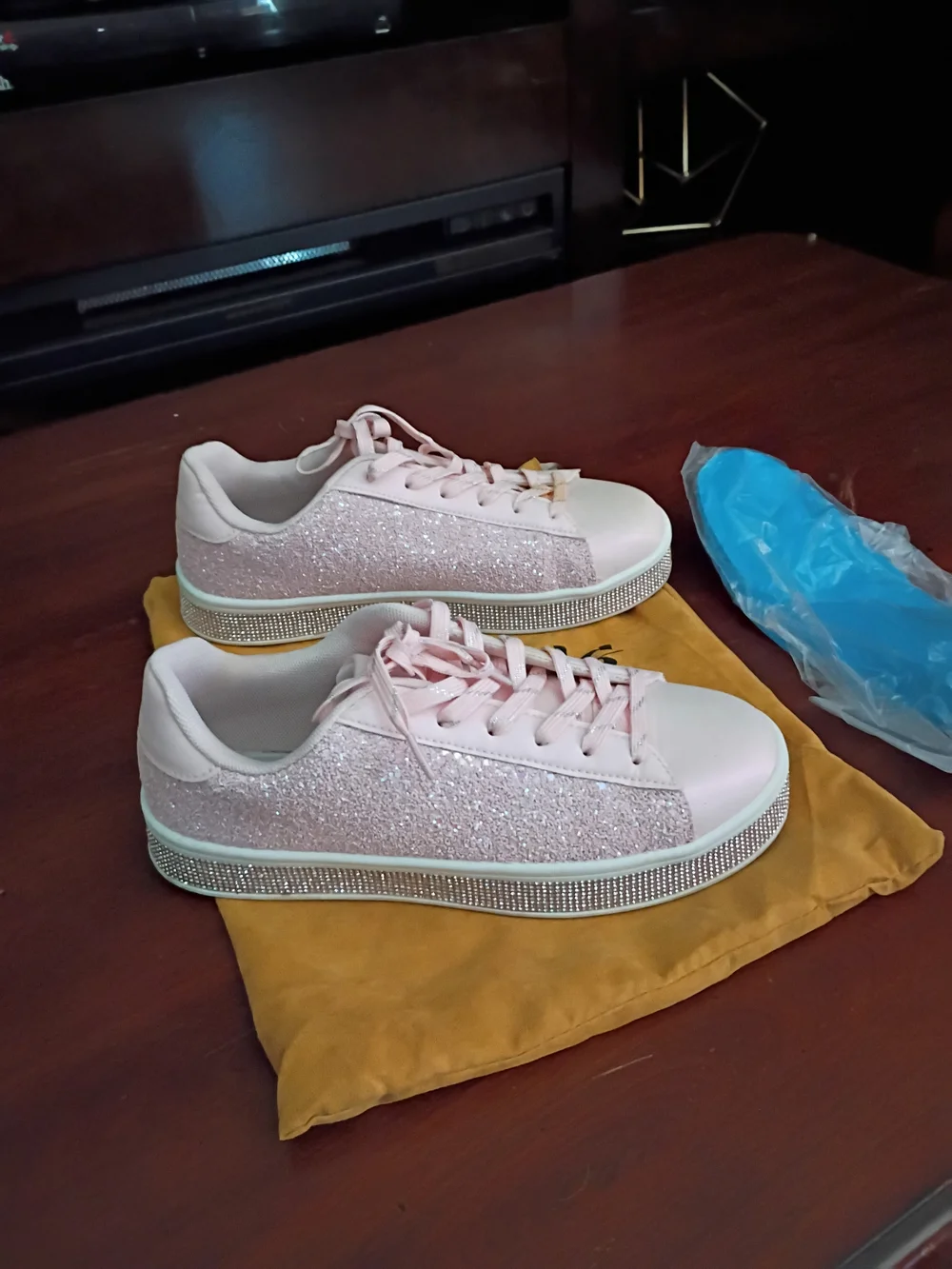 Ladies' Sparkle Platform Sneakers in Soft Pink